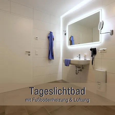 Hoeckelheim - Blaue Lagune - Neu, Modern & Geraeumig - 100 Qm - 3 Schlafzimmer - Bis 6 Gaeste, Babies Reisen Gratis - Garten, Grill & Terrasse - Fussbodenheizung - Smart-tv - Kueche Mit Backofen, Spuelmaschine & Toaster - Nahe Goettin